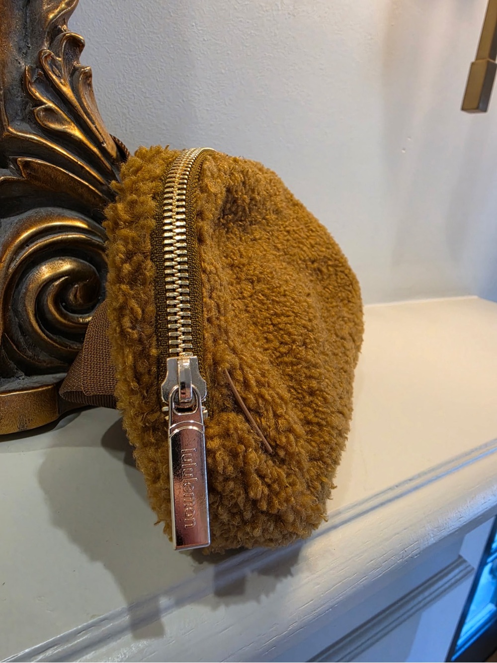 lululemon athletica Sherpa Crossbody Bag in Camel Brown - Picture 2 of 4